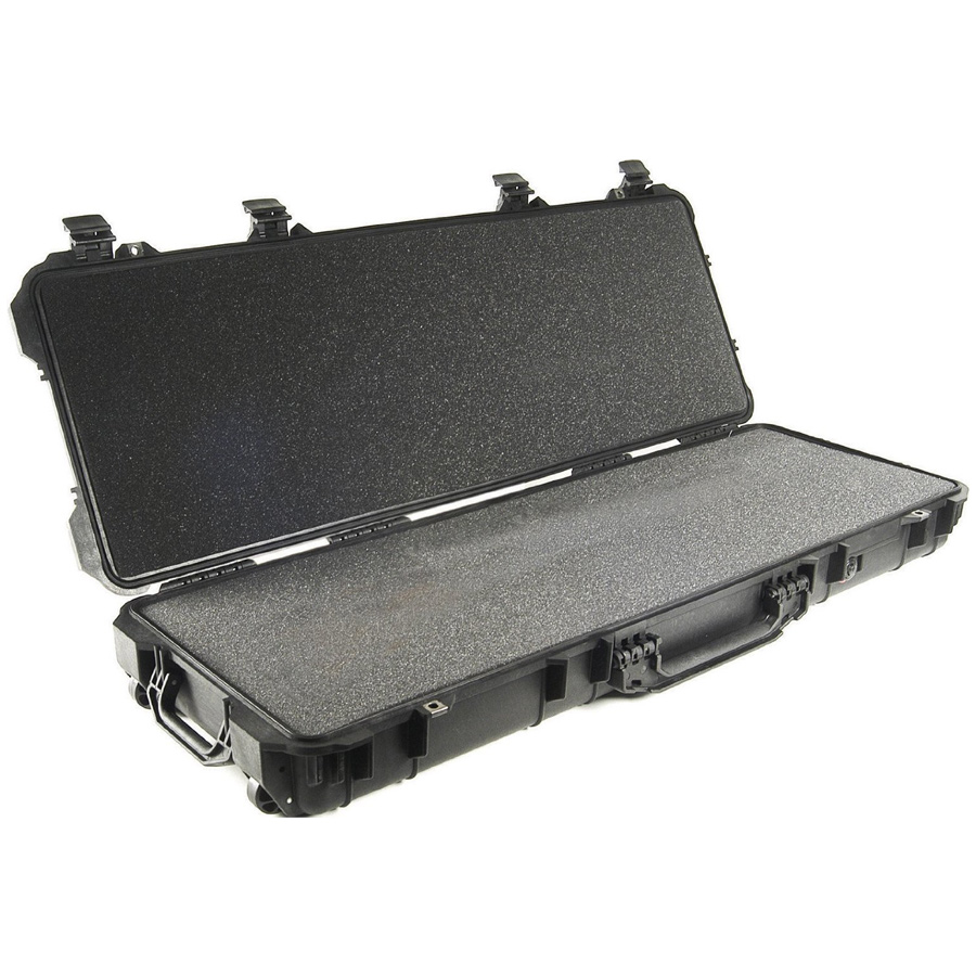 PELICAN PROTECTOR CASE BLACK W/FOAM 1720