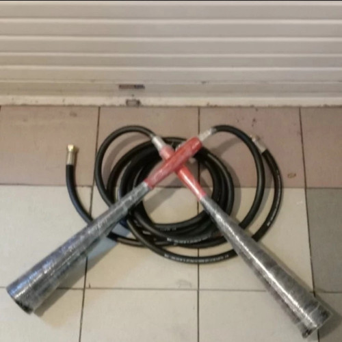 SELANG CORONG CO2 APAR 23 25 40 46 KG CARBON DIOXIDE HOSE EXTINGUSHER