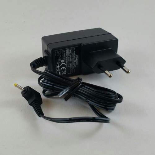 PA46C / PA-46C Adapter Charger VX1 HT Yaesu Ori New