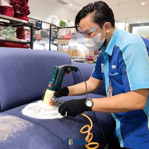 Informa - Jasa Pembersihan Sofa Bed Kulit Reguler Clean & Care