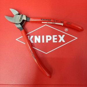 Tang Potong 72 01 160 KNIPEX Side Cutter For Plastics, 15° Angled 160