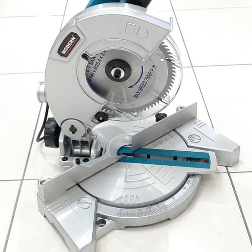 Modern Mesin Gergaji Potong 10 Inch M 3750 Mitter Saw Alumunium 1800 W