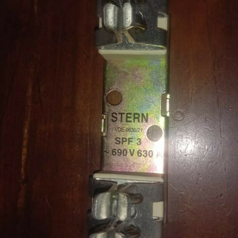 Fuse Holder STERN FH3 untuk Fuse NH3