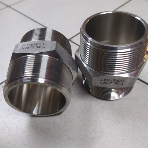 Double Neple 2 Inch Stainless Steel 304L NPT Class 3000