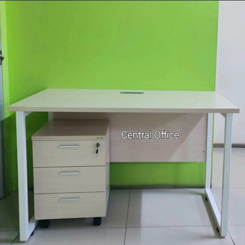 Meja kantor Kaki Besi Euro uk-120x75 cm free ongkir wilayah jak-Tang