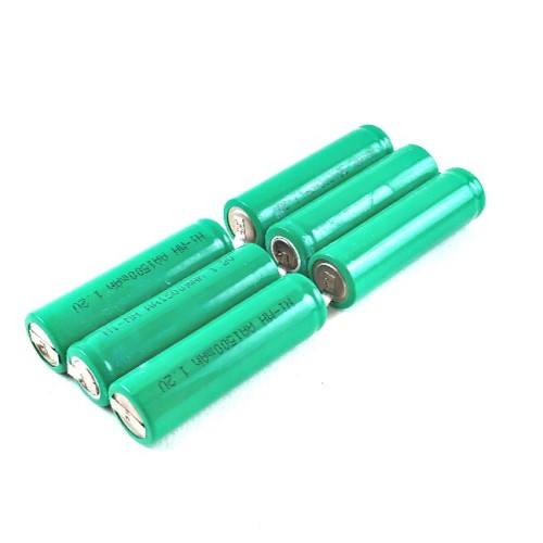 Baterai GP88 1500mAh Rangkaian Isi Ulang HT Motorola