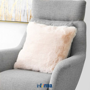 INFORMA BANTAL SOFA 45X45 CM FROSTY FAUX FUR - COKELAT