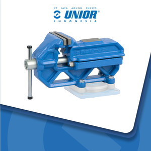 UNIOR IRONGATOR engineer's vice - 721/6