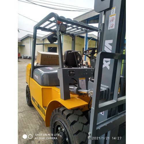 super promo forklift diesel vmax engine Isuzu cap 3 ton 3m harga murah