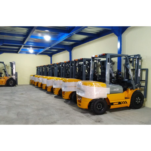 Pusat Penjualan Forklift Diesel V Max Engine Isuzu cap 3 Ton tinggi 3m